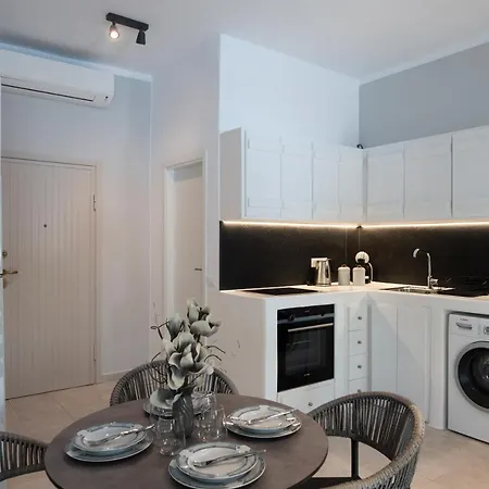 Holiday home Olive Tree & Capari Homes & With Pool! *