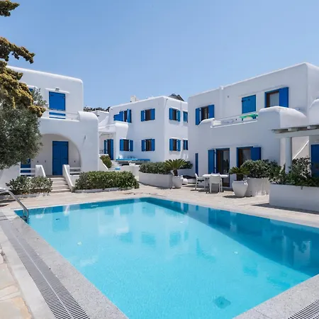 Olive Tree & Capari Homes & With Pool! Дом отдыха