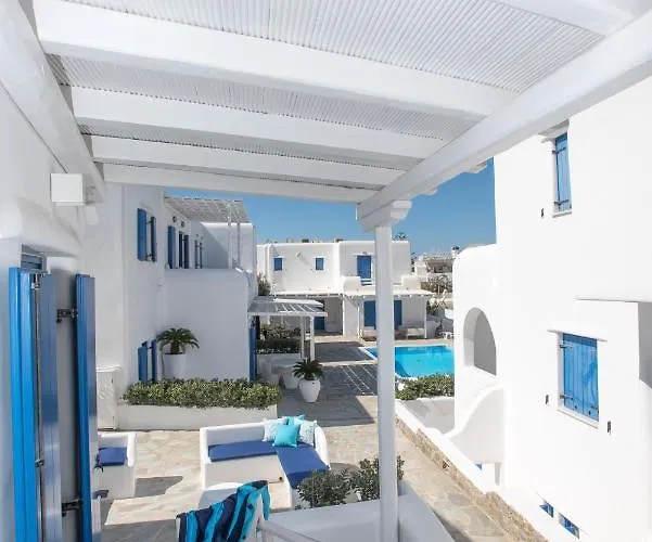 Hébergement de vacances Olive Tree & Capari Homes & With Pool! *