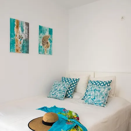 Feriehus Olive Tree & Capari Homes & With Pool! *