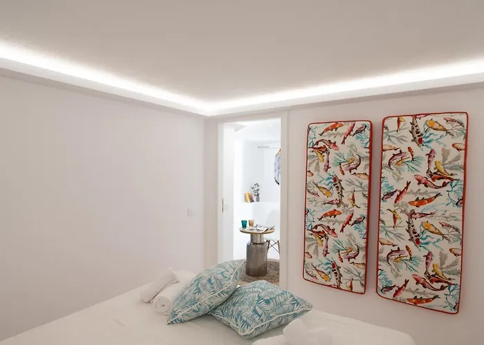 Olive Tree & Capari Homes & With Pool! * Mykonos Town