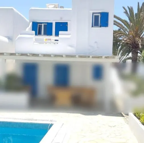 בית נופש Olive Tree & Capari Homes & With Pool!