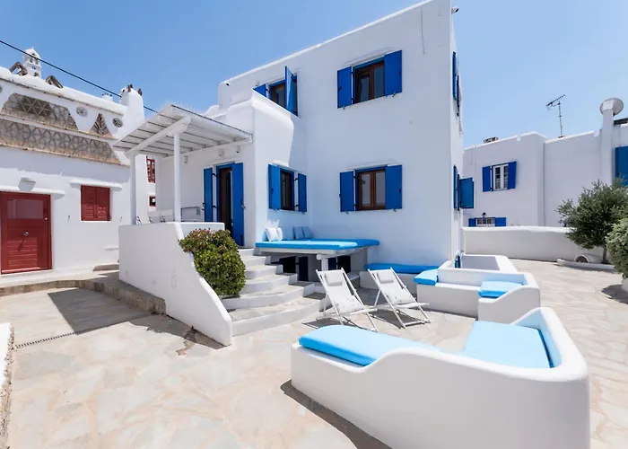 Olive Tree & Capari Homes & With Pool! Casa vacanze Mykonos Town