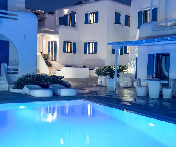 Olive Tree & Capari Homes & With Pool! בית נופש Mykonos Town