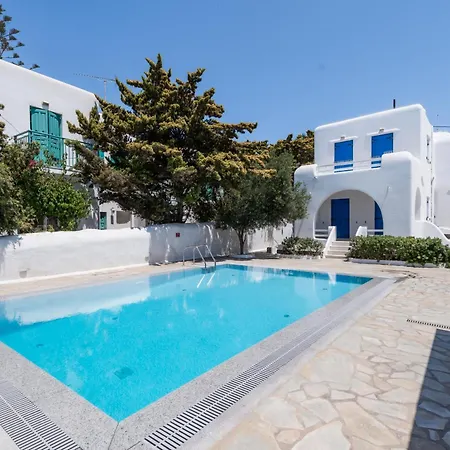 Holiday home Olive Tree & Capari Homes & With Pool!